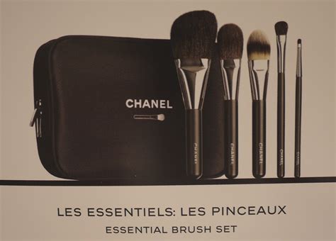 chanel brushes set